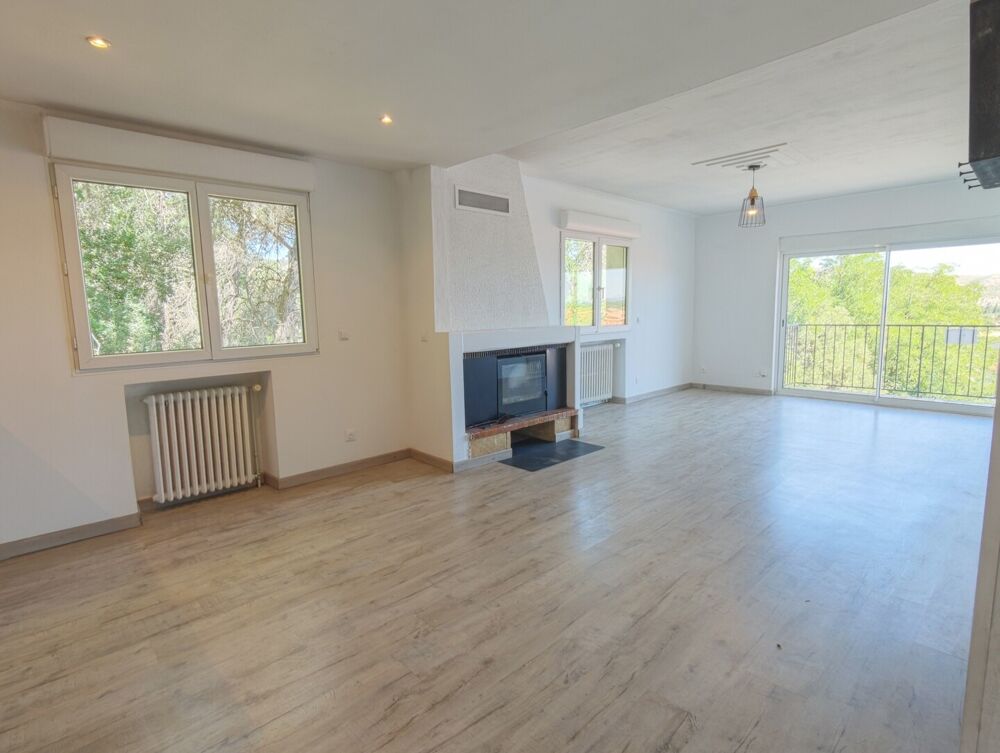Vente Appartement Appartement T5 avec grand garage et petit exterieur Bouleternère