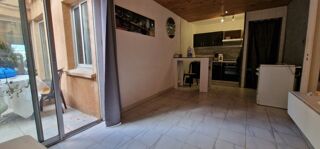  Immeuble � vendre 15 + pi�ces 290 m�