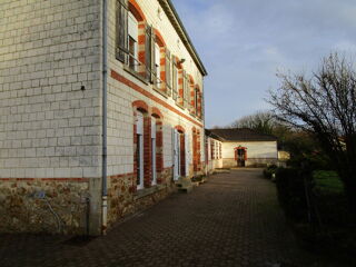  Maison  vendre 6 pices 290 m