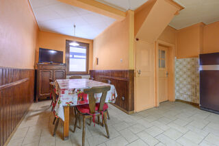  Immeuble à vendre 4 pièces 145 m²