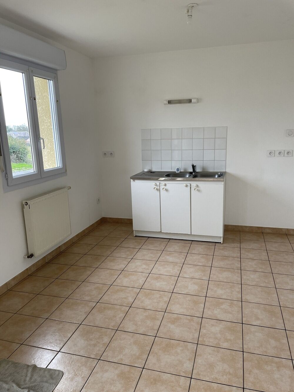 Vente Maison Maison individuelle, 3 chambres, garage et jardin clos Watigny