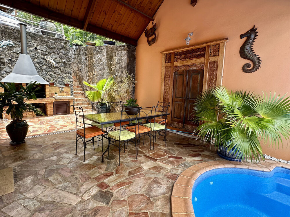 Vente Villa Villa 6 pièces 210 m² avec piscine - Vue mer & montagne - Bellepierre Saint denis (bellepierre)