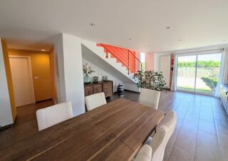  Maison � vendre 4 pi�ces 181 m�