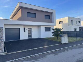  Maison � vendre 5 pi�ces 142 m�