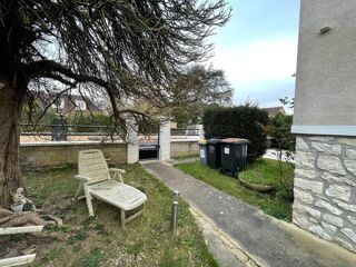  Maison à vendre 8 pièces 215 m²