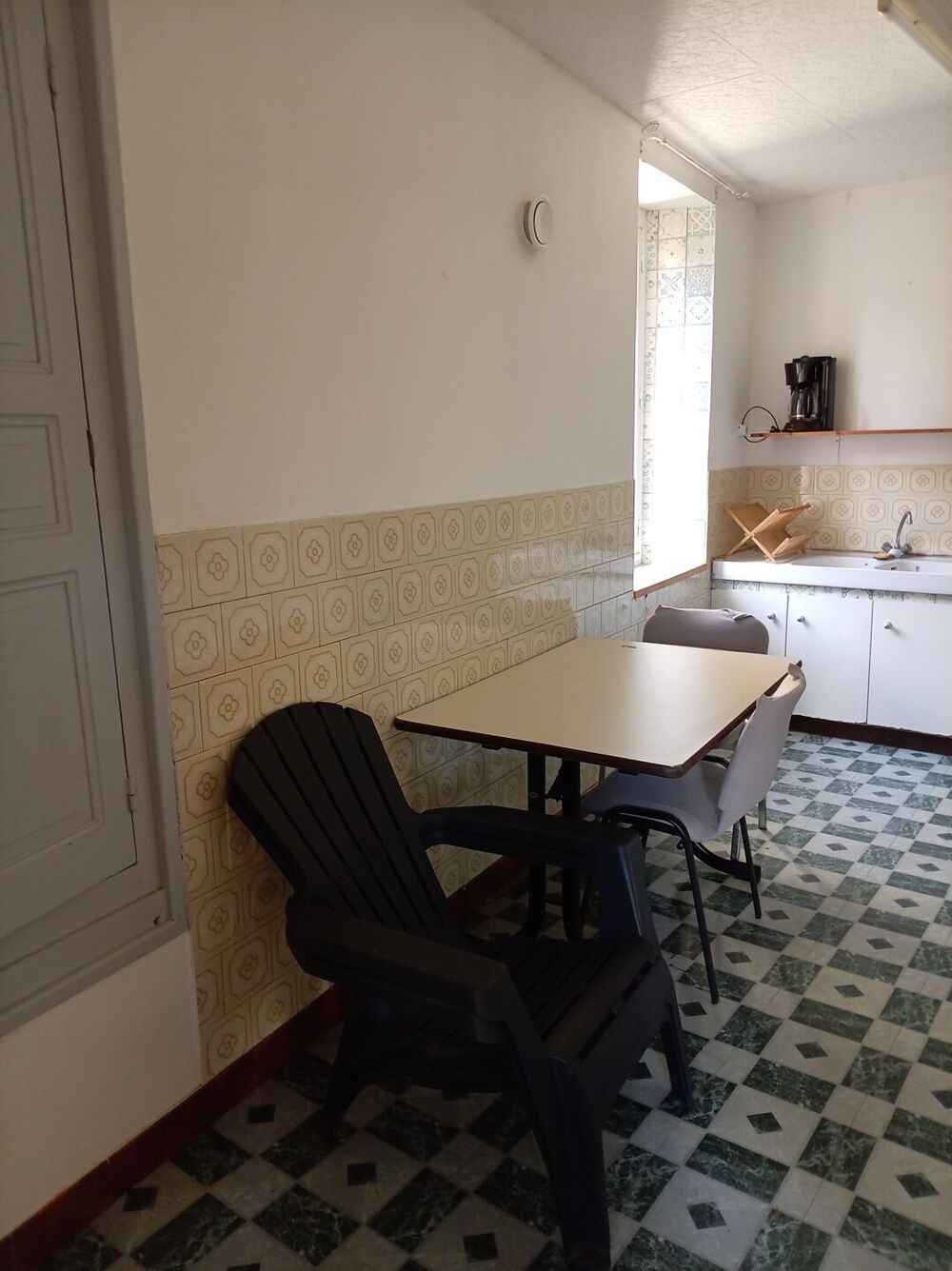 PROPRIETE DE 3 APPARTEMENTS À CÔTÉ DU PLAN DEAU