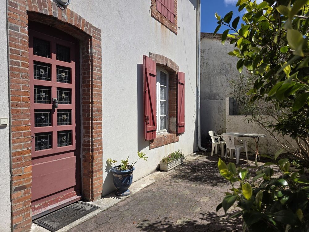 Capbreton centre  Maison de caractère avec jardin et piscine
