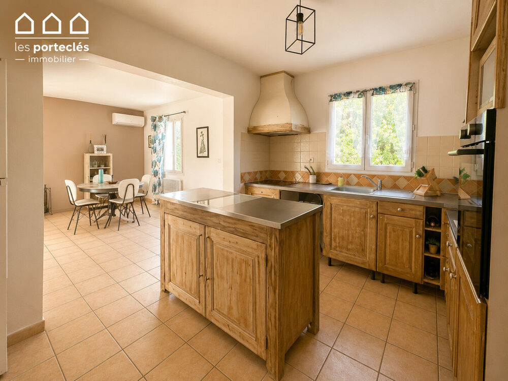 90m², 3 chambres, garage aménagé et 325 m² de jardin
