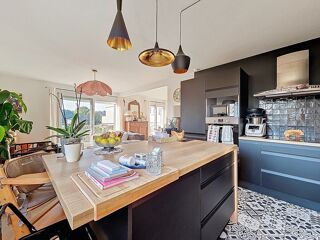  Appartement  vendre 4 pices 81 m