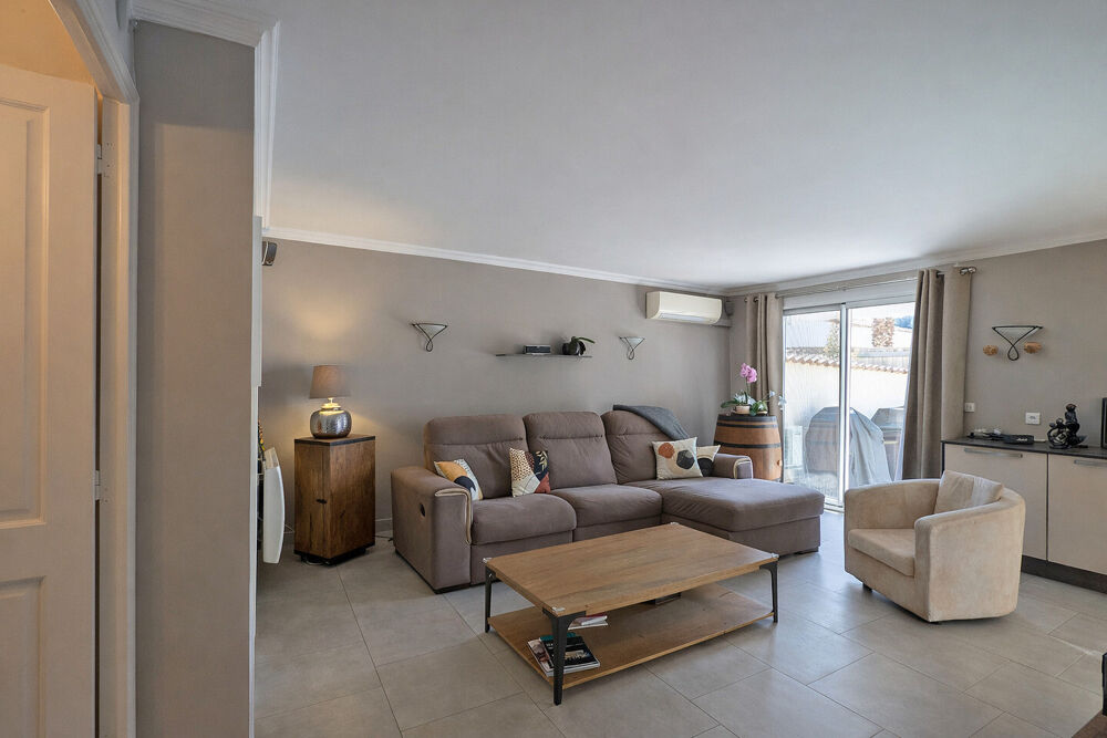 VILLA FAMILIALE AVEC JARDIN PAYSAGER