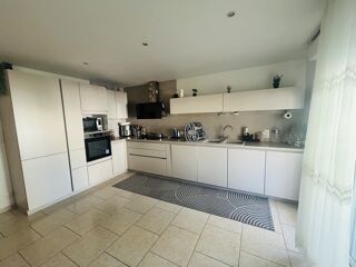  Maison à vendre 7 pièces 210 m²