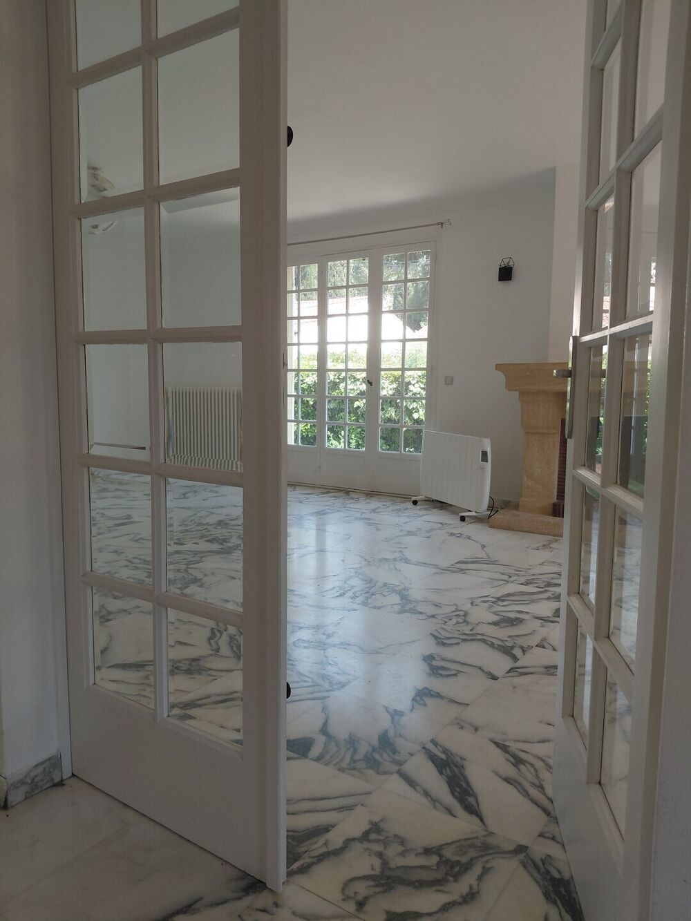 VILLA PLAIN PIED 103 M² HAB + GARAGE SUR 397 M² DE TERRAIN