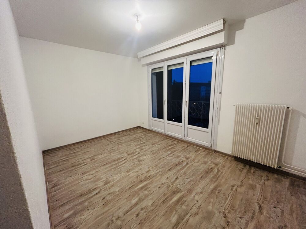 Appartement 4 pièces 81 m² · à Sochaux · 81 m² · 88 000 €