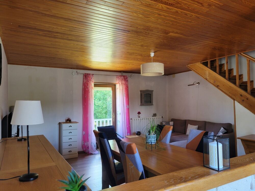 Vente Maison Maison entièrment rénovée sur terrain clos et arboré Giat
