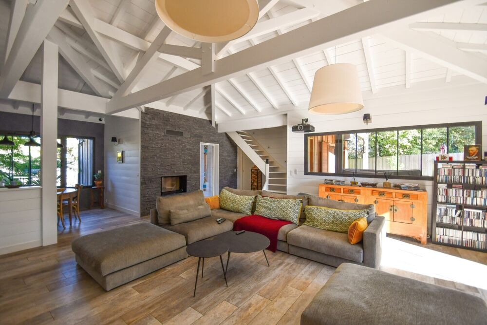 Vente Villa Villa bois 175m² et dépendance de 40m² / 5 ch / piscine Lège-cap-ferret