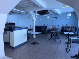 Vente Immeuble Immeuble : 1 appartement 1 local commercial 1 garage  2 ateliers. Morhange