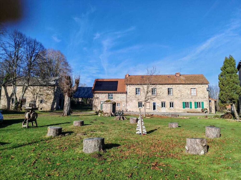 Vente Maison LONGERE RENOVEE + CHAMBRES D HOTES + DEPENDANCES AU BOUT DU CHEMIN 300 Saint-priest-des-champs