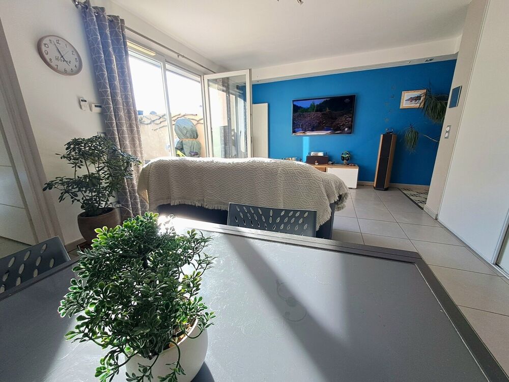 Vente Maison Maison de village tout confort, 3 chambres, terrasse, parking La tour-d'aigues