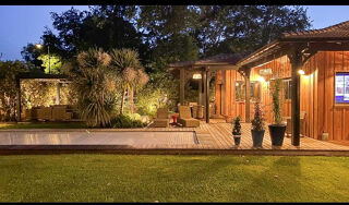  Villa � vendre 8 pi�ces 220 m�