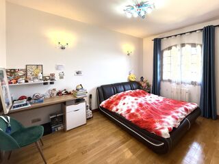  Maison  vendre 8 pices 250 m