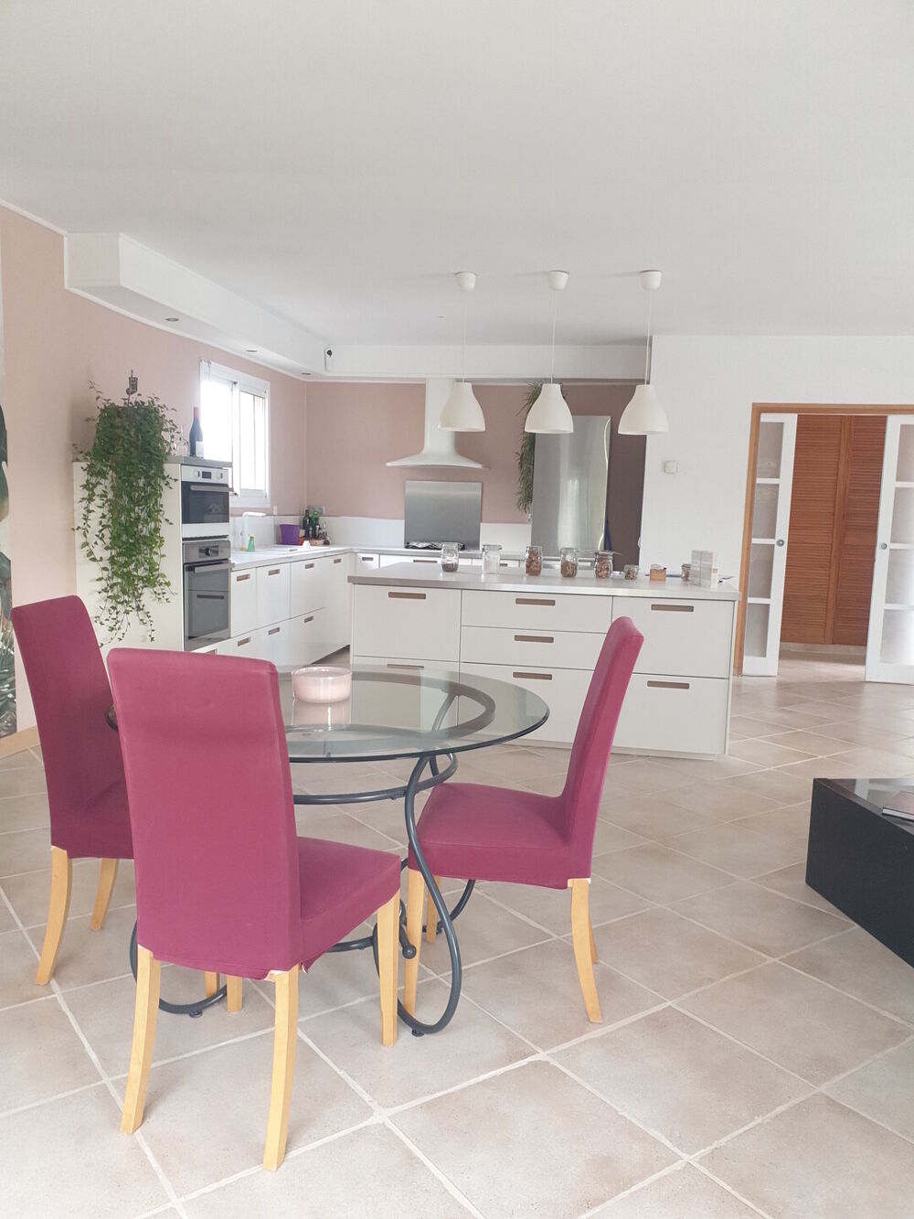 VILLA PLAIN PIED 130 M² (loi carrez hab.) sur 500 m² env. de terrain