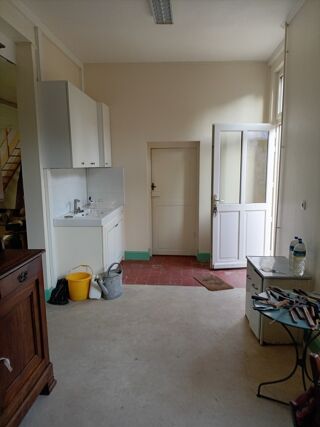  Maison à vendre 14 pièces 327 m²