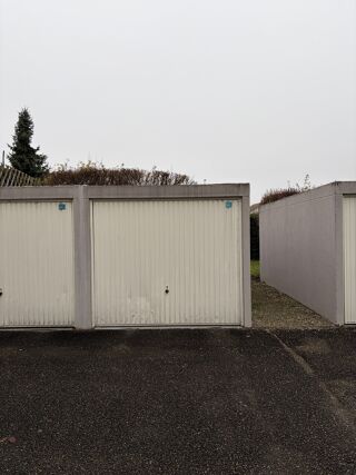  Parking / Garage � vendre 
