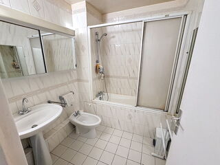  Appartement  vendre 2 pices 56 m