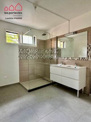  Appartement � vendre 4 pi�ces 144 m�