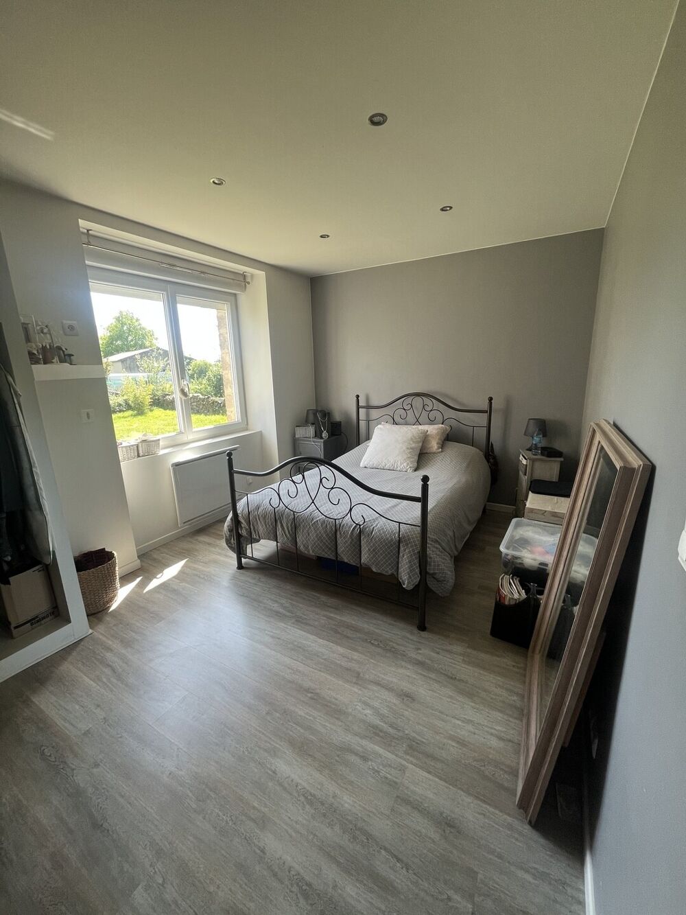 Vente Maison Maison en pierre avec d�pendance et terrain Centr�s