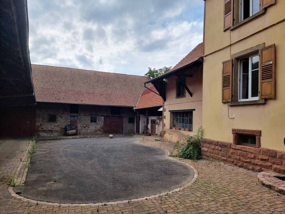 Corps de ferme 200 m² sur 22, 28 ares à Dettwiller-Rosenwiller