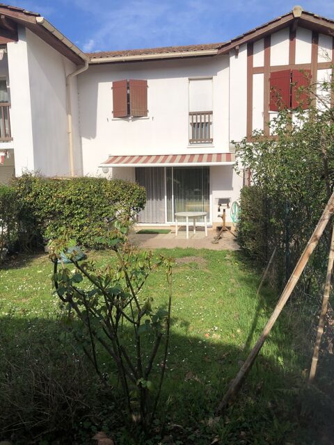   Au coeur de Cambo-les-Bains maison mitoyenne T3 en duplex Maison - 3 pi�ce(s) - 62 m�