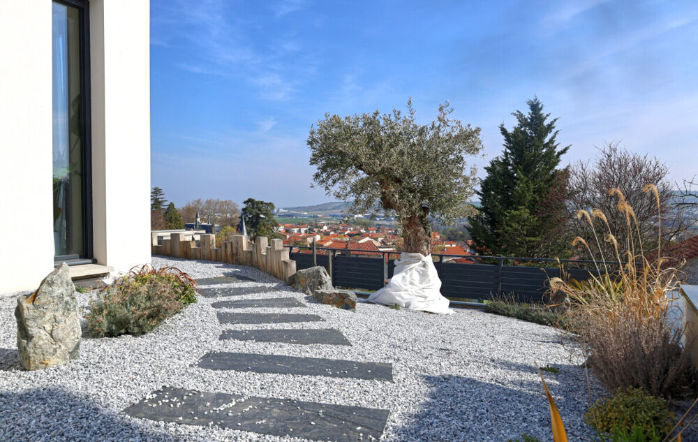 � vendre  Villa P�rignat-l�s-Sarli�ve (63170)