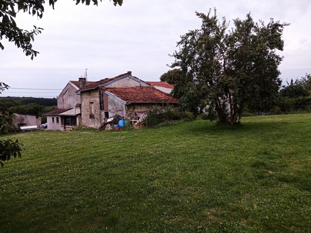 Vente Maison Maison à rénover avec terrain et dépendances – Gorhey Gorhey