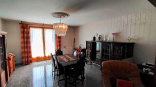  Maison � vendre 15 + pi�ces 220 m�