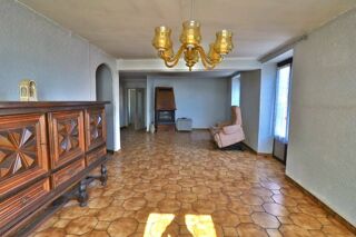  Maison  vendre 8 pices 180 m