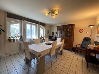  Maison � vendre 9 pi�ces 219 m�