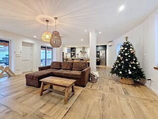  Maison � vendre 6 pi�ces 175 m�