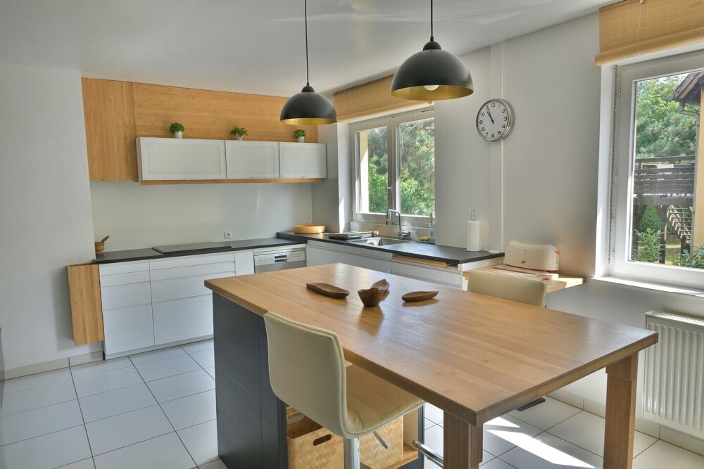 Vente Maison Maison au Mont National 194 m² 8 pièces, terrain  771 m², avec piscine Obernai