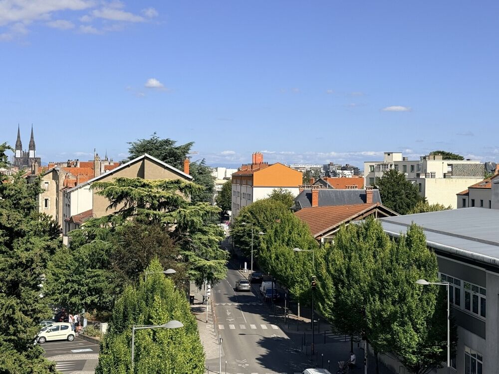 Vente Appartement Appartement traversant de 100m² avec vues dégagées Chamalières
