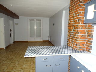  Immeuble à vendre 14 pièces 273 m²