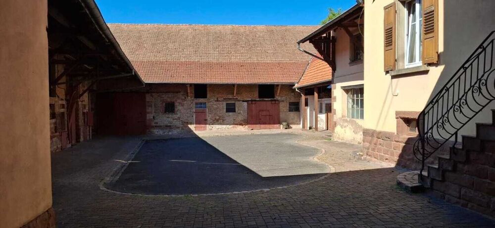 Corps de ferme 200 m² sur 22, 28 ares à Dettwiller-Rosenwiller