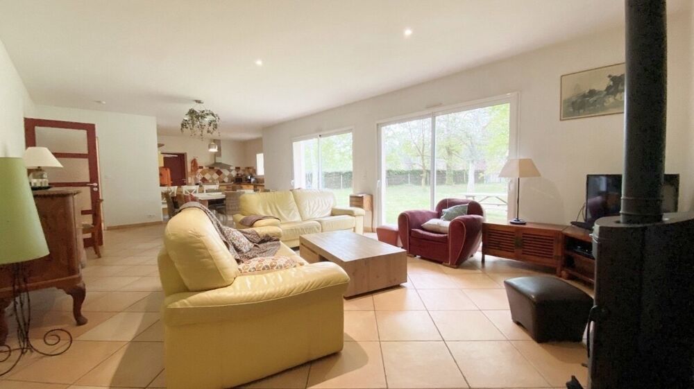 Vente Maison CONTEMPORAINE, 5 CHAMBRES A 15 MINUTES DE L'OCEAN Soustons