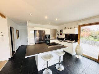  Maison  vendre 5 pices 166 m