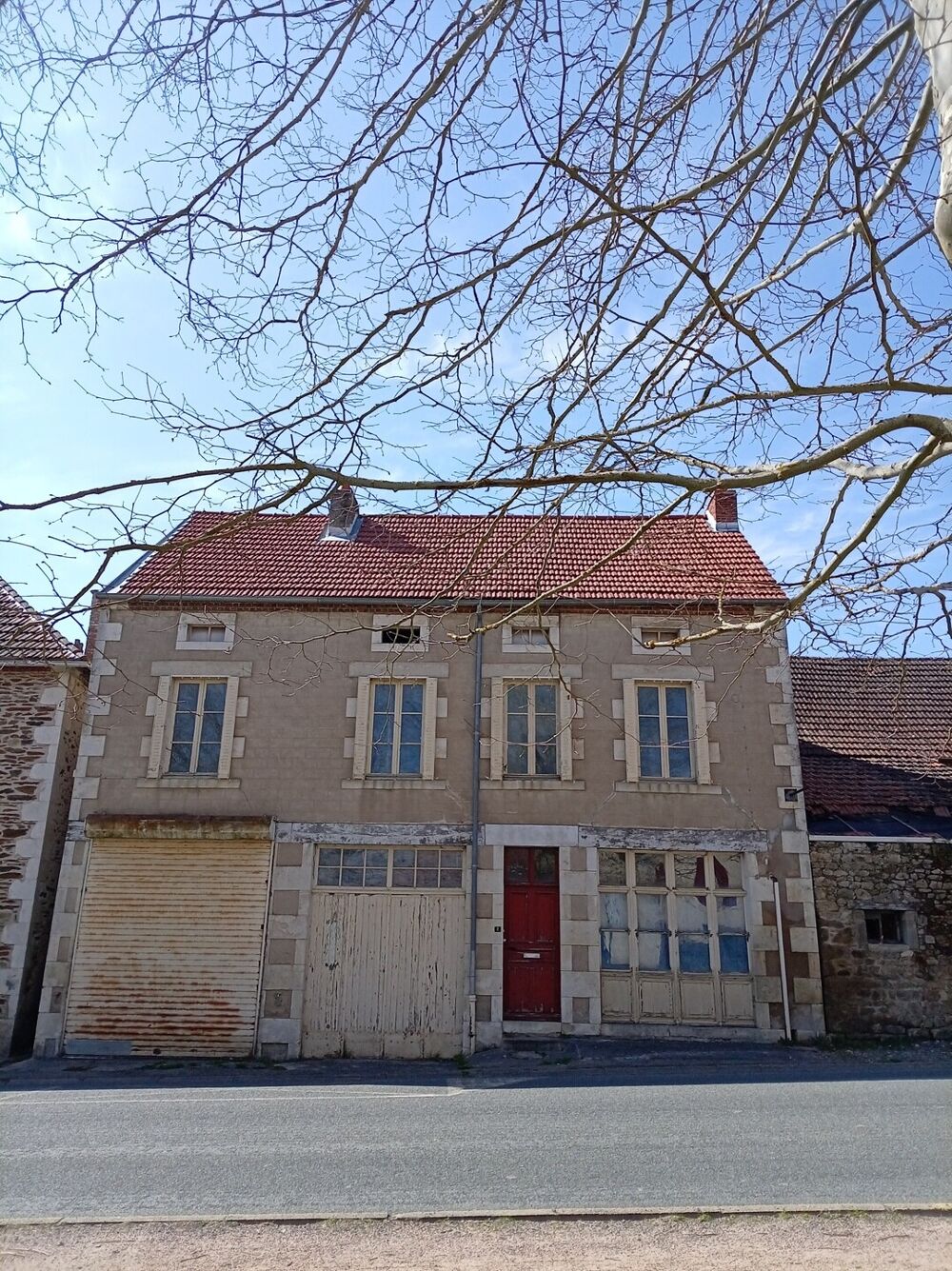 Vente Maison Belle maison de Bourg, idéal commerce ou chambre d'hôtes Lalizolle