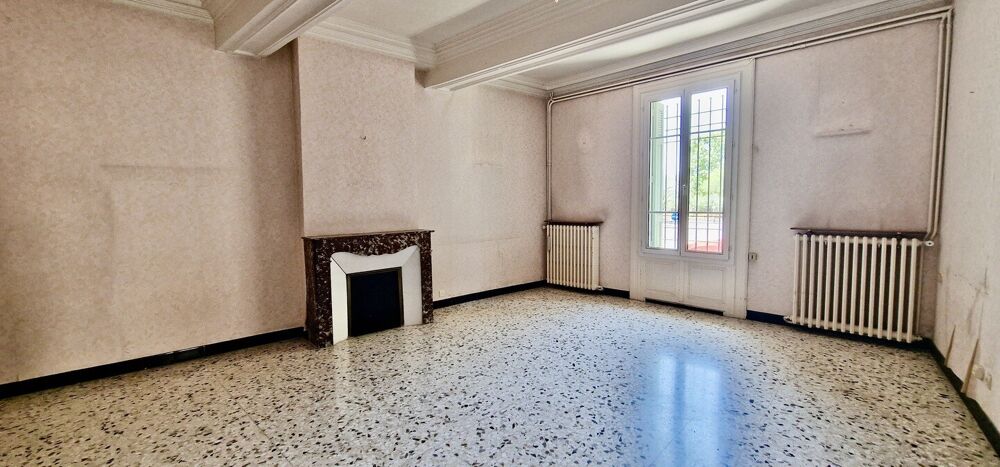 SAINT-AUNÉS - Maison Ancienne de 6 pièces à rénover 183 m²