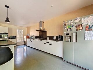  Maison  vendre 7 pices 210 m