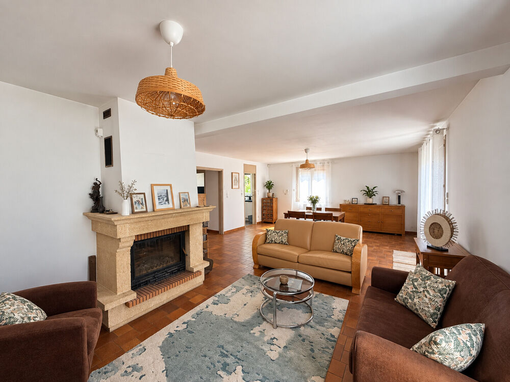 Vente Maison Aubière - Maison 145 m² - 4 chambres - Véranda - Garage - Jardin Aubière