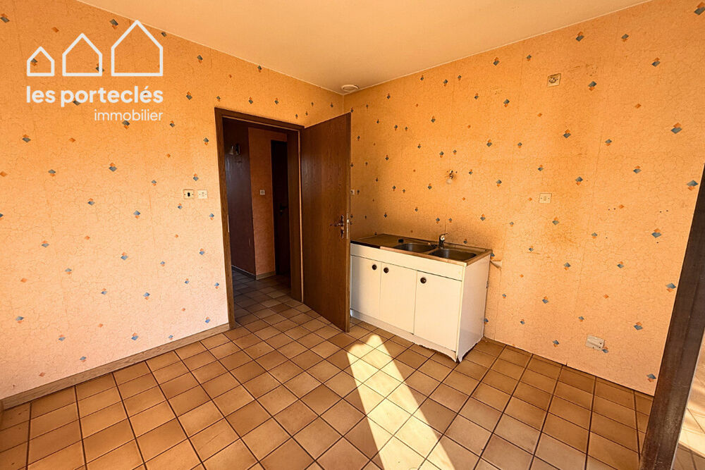 Maison type bungalow 95 m² sur 8 ares