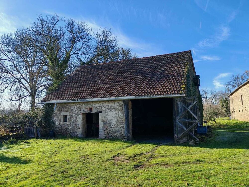 Vente Maison LONGERE RENOVEE + CHAMBRES D HOTES + DEPENDANCES AU BOUT DU CHEMIN 300 Saint-priest-des-champs